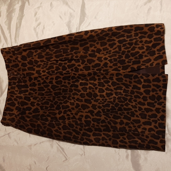 Vintage Danier LeopardPrint Skirt - Picture 2 of 7